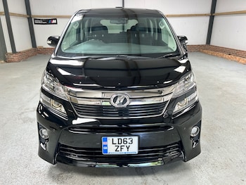 Used Toyota Vellfire 2014 for sale - 78852802: Photo