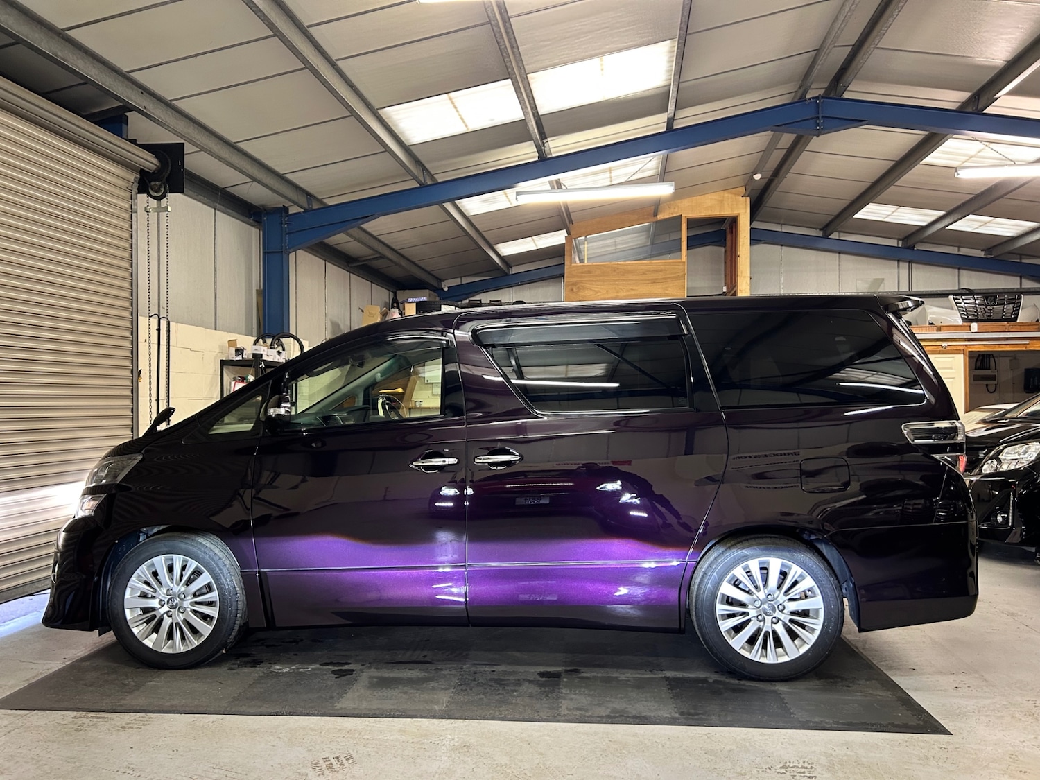 Used Toyota Vellfire 2025 for sale - 78028991: Photo 10