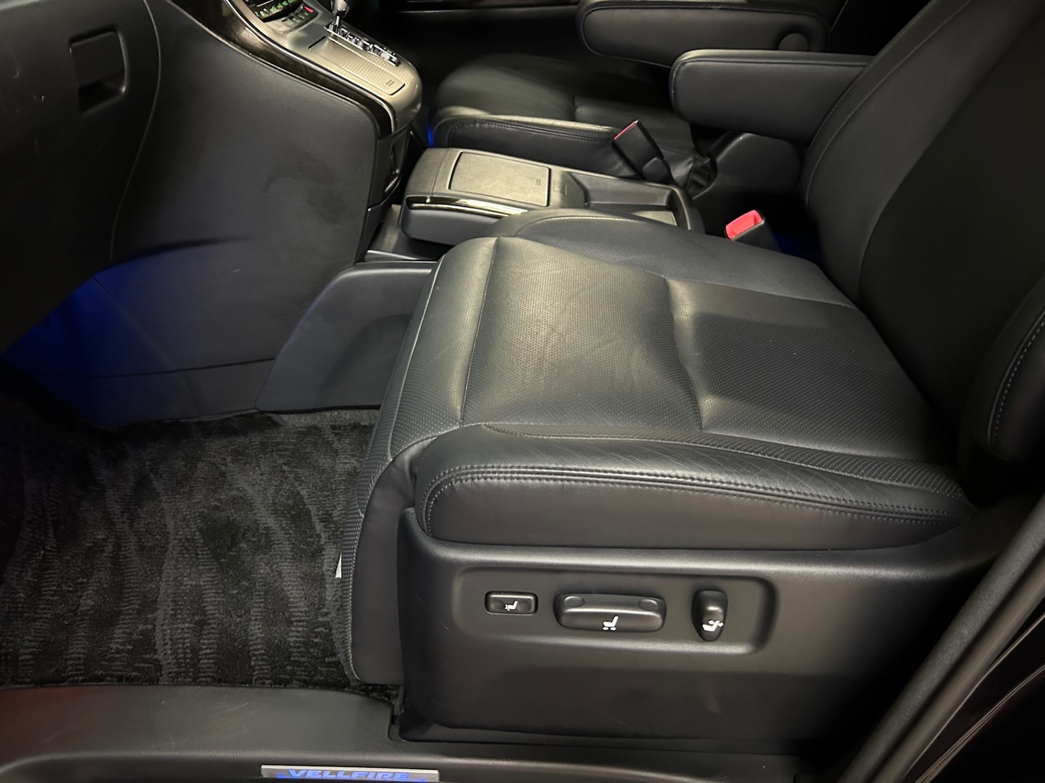 Used Toyota Vellfire 2025 for sale - 78028991: Photo 19