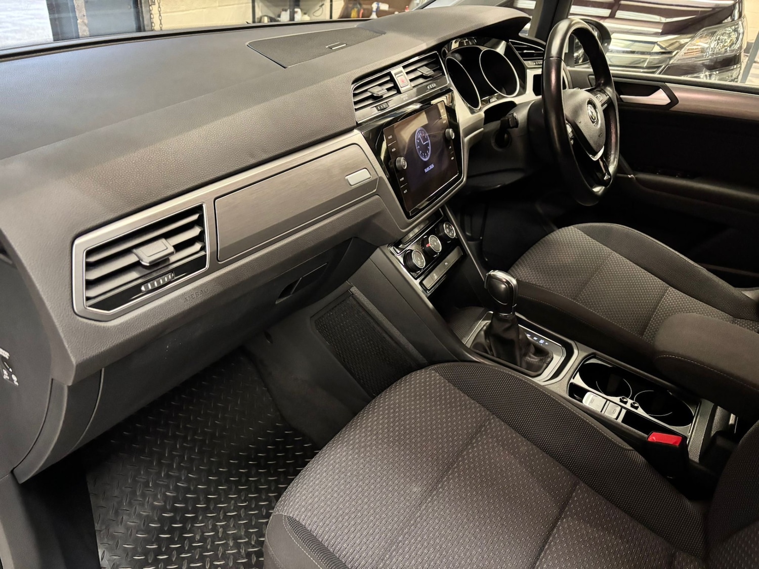 Used Volkswagen Touran 2019 for sale - 78060549: Photo 16