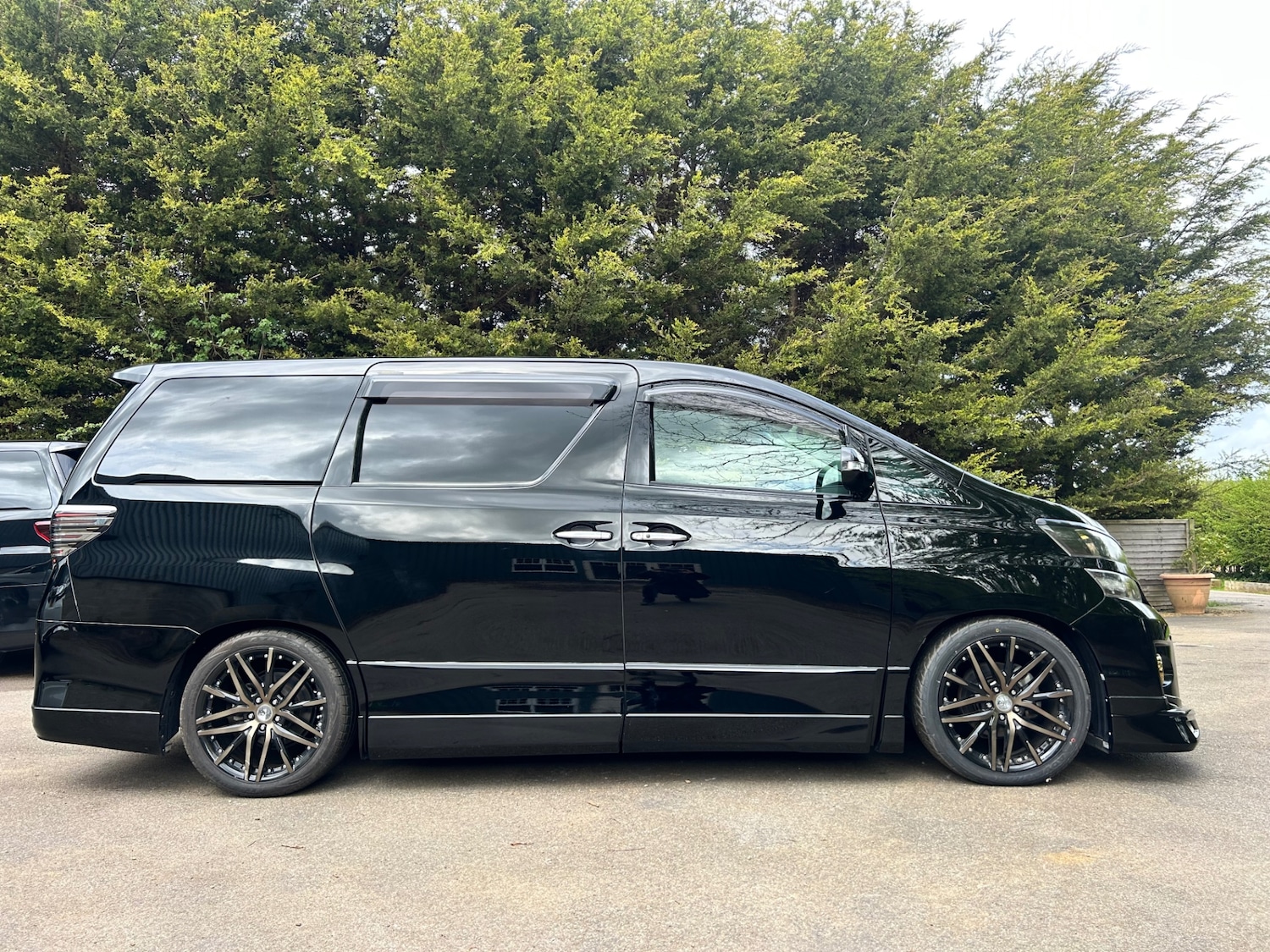 Used Toyota Vellfire 2025 for sale - 78141218: Photo 4