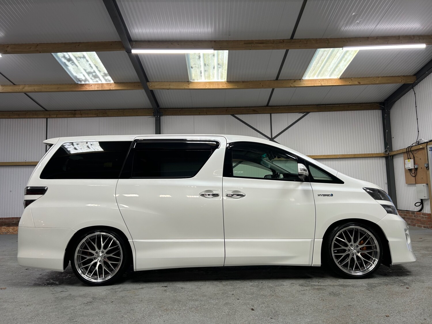 Used Toyota Vellfire 2014 for sale - 78028028: Photo 3