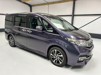 Used Honda Stepwagon 2015 for sale - 79115636: Photo