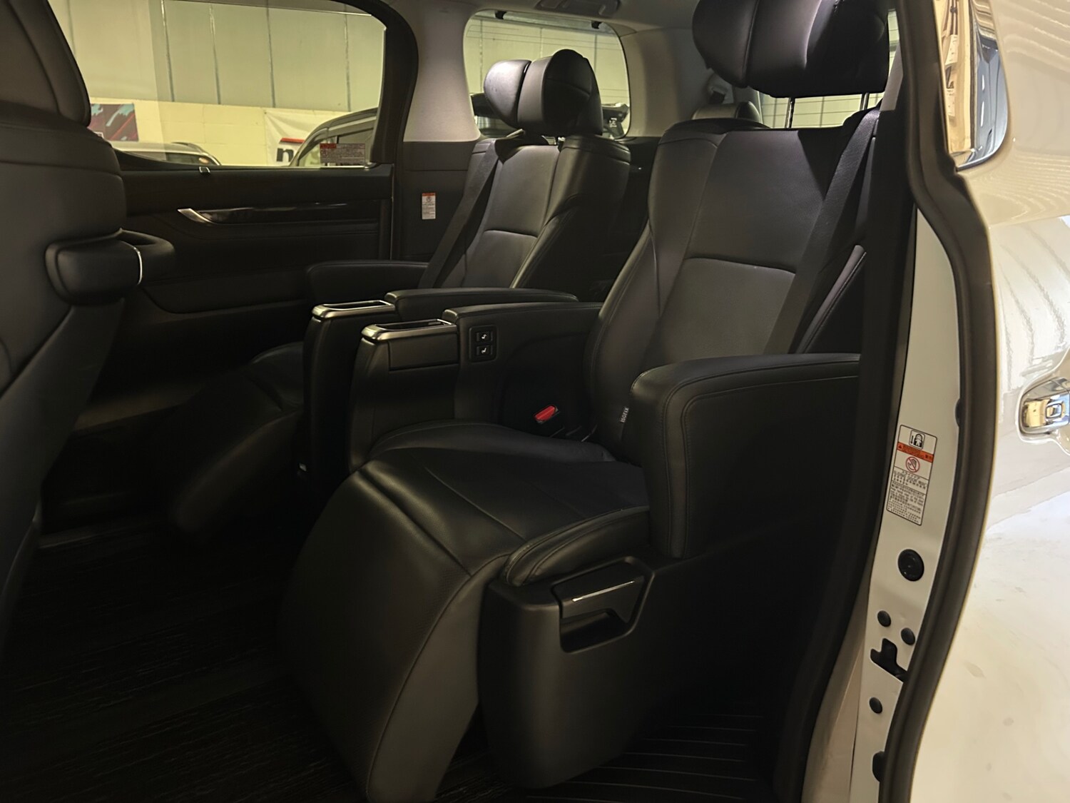 Used Toyota Vellfire 2025 for sale - 78026342: Photo 19