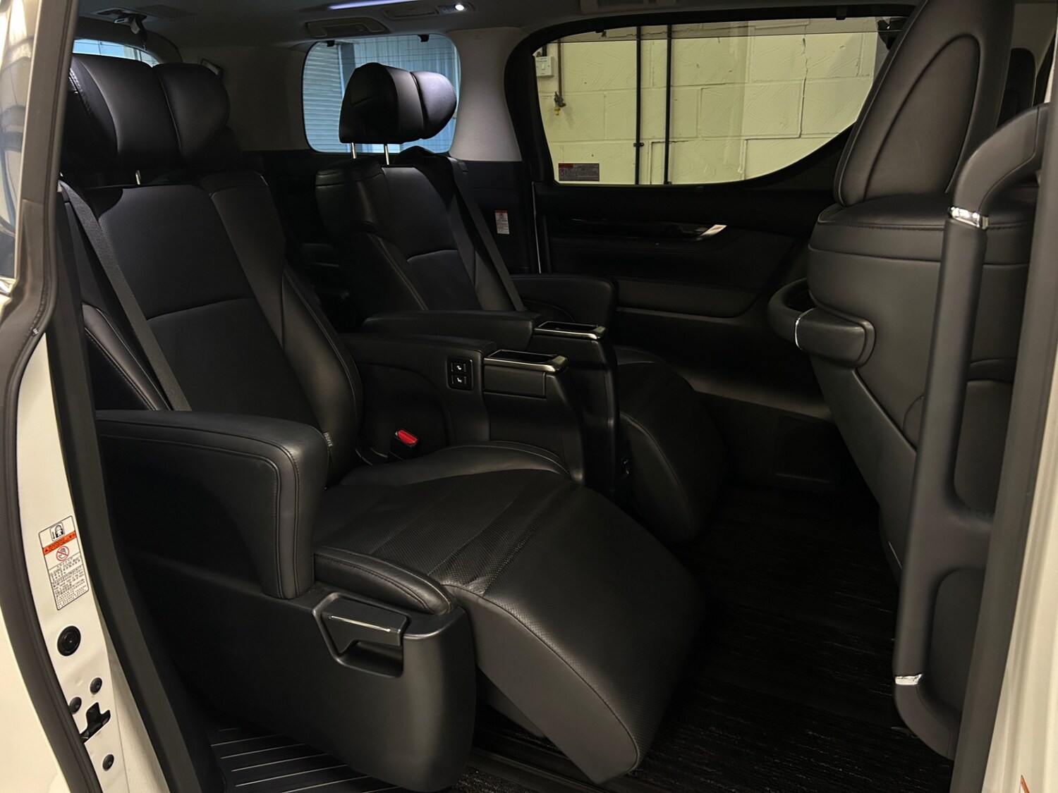 Used Toyota Vellfire 2025 for sale - 78026342: Photo 21