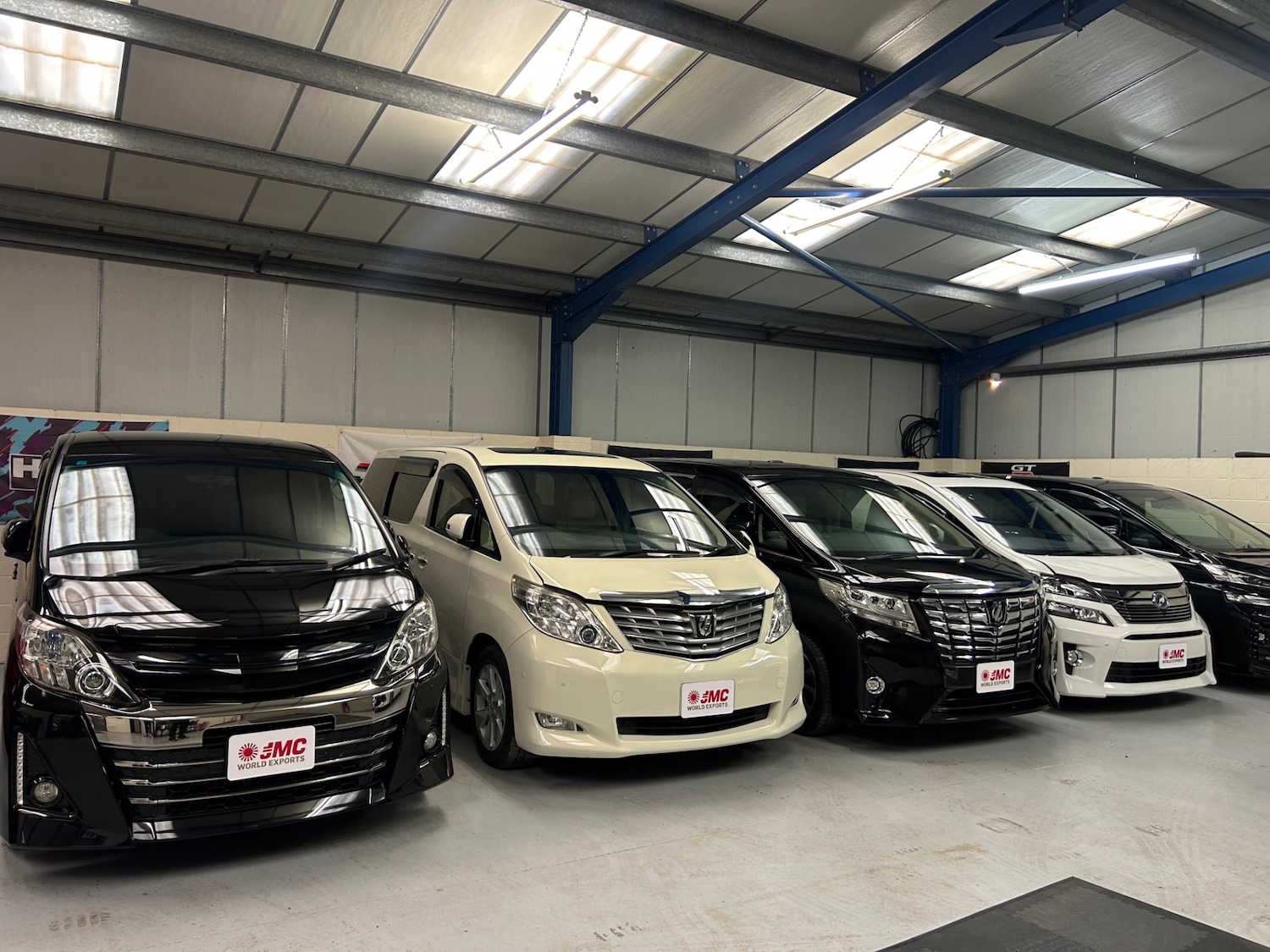 Used Toyota Alphard 2024 for sale - 78031939: Photo 3