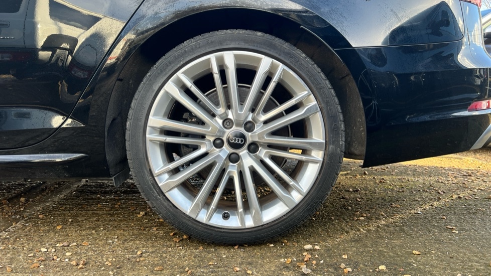 Used Audi A4 2017 for sale - 76869271: Photo 18