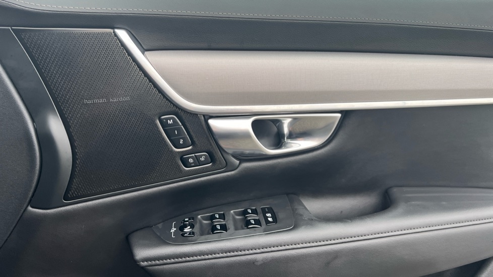 Used Volvo V90 2025 for sale - 76874330: Photo 15
