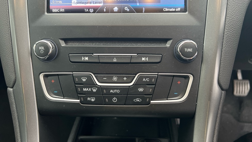 Used Ford Mondeo 2016 for sale - 76130682: Photo 27