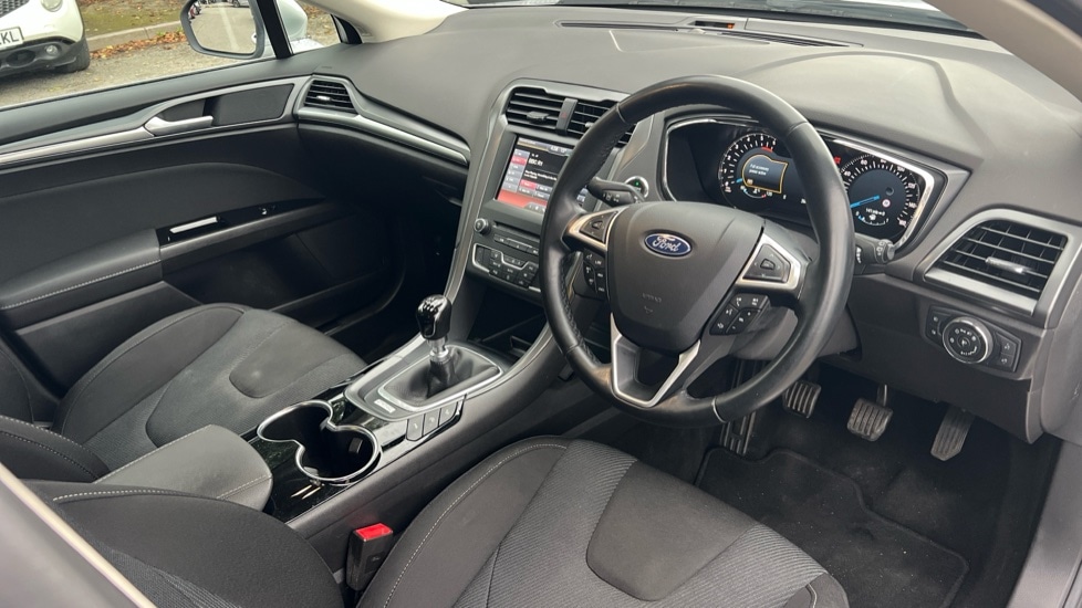 Used Ford Mondeo 2016 for sale - 76130682: Photo 9