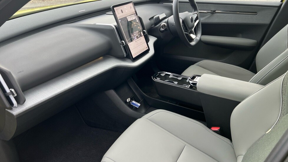 Used Volvo EX30 2025 for sale - 75467827: Photo 4