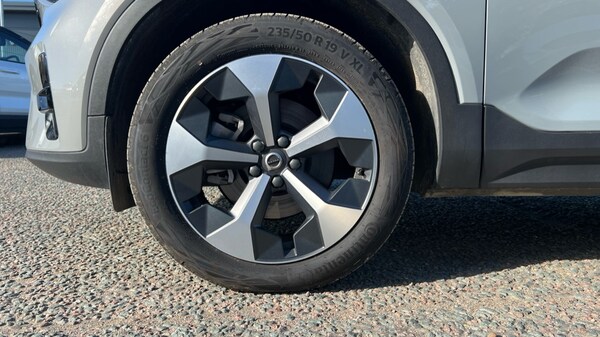 Used Volvo XC40 2024 for sale - 76117100: Photo 25