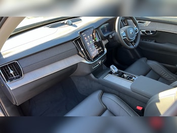 Used Volvo XC90 2025 for sale - 76458834: Photo