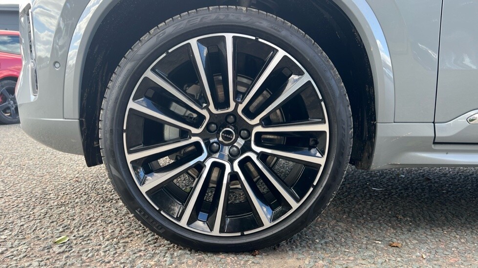 Used Volvo XC90 2025 for sale - 76062126: Photo 25
