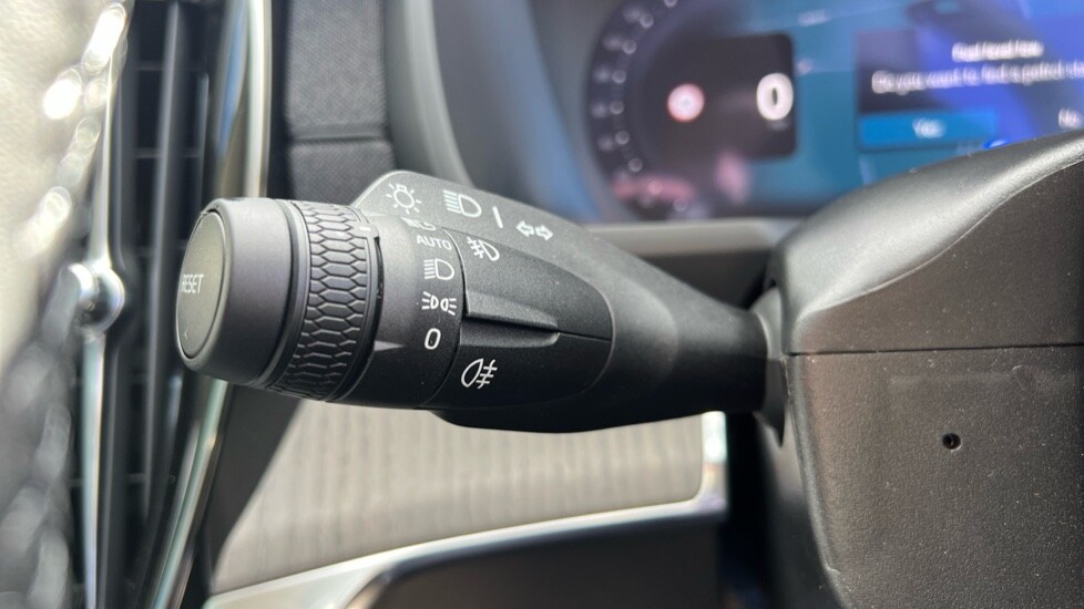 Used Volvo XC90 2025 for sale - 76062126: Photo 27