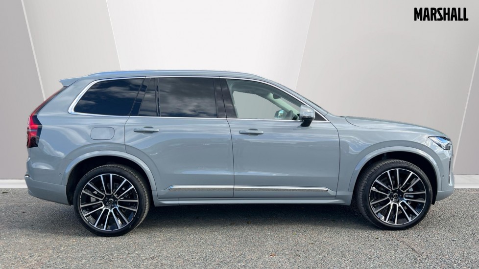Used Volvo XC90 2025 for sale - 76062126: Photo 3
