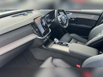 Used Volvo XC90 2025 for sale - 76062126: Photo 4