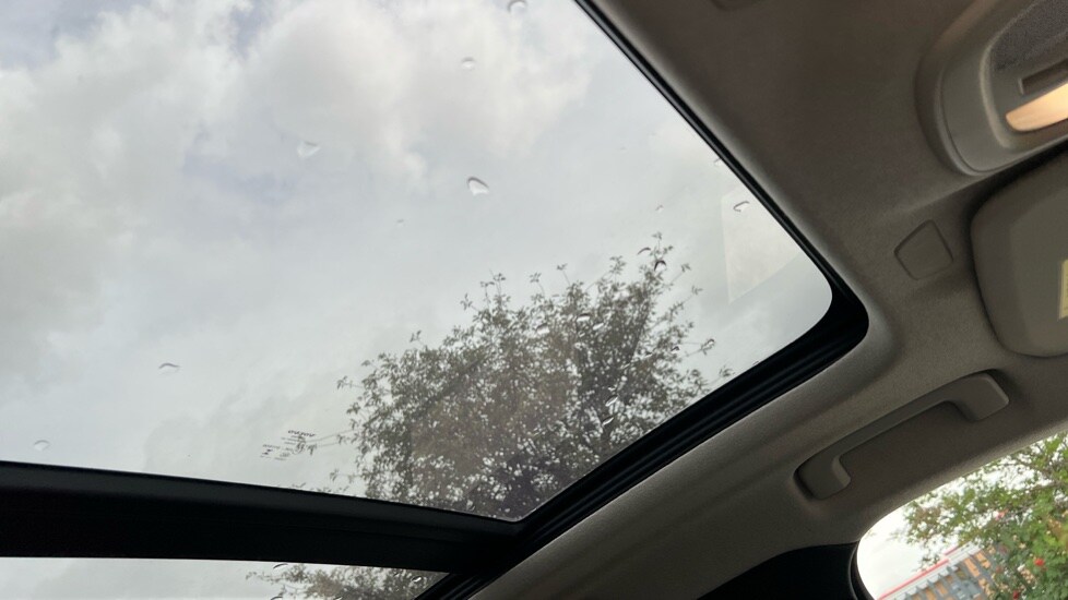 Used Volvo XC40 2025 for sale - 76868714: Photo 33