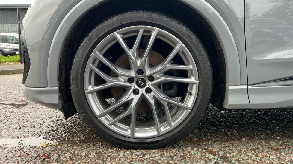 Used Audi Q4 e-tron 2023 for sale - 76873584: Photo 17