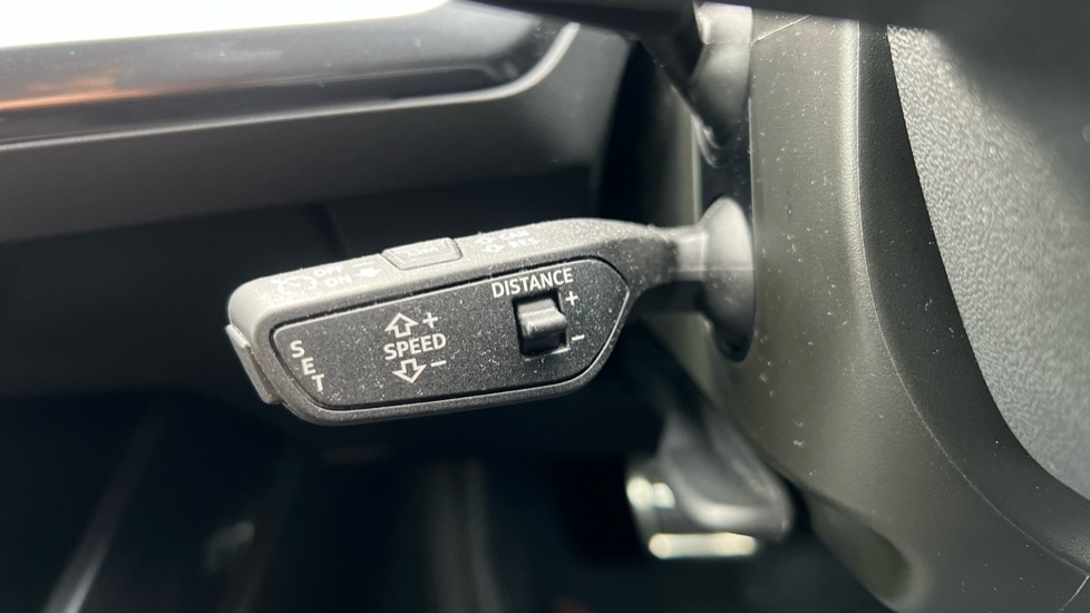 Used Audi Q4 e-tron 2023 for sale - 76873584: Photo 31