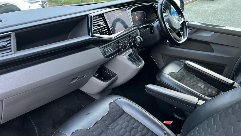 Used Volkswagen Transporter 2022 for sale - 76796316: Photo 10