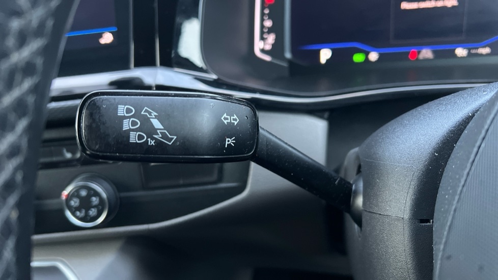 Used Volkswagen Transporter 2022 for sale - 76796316: Photo 24