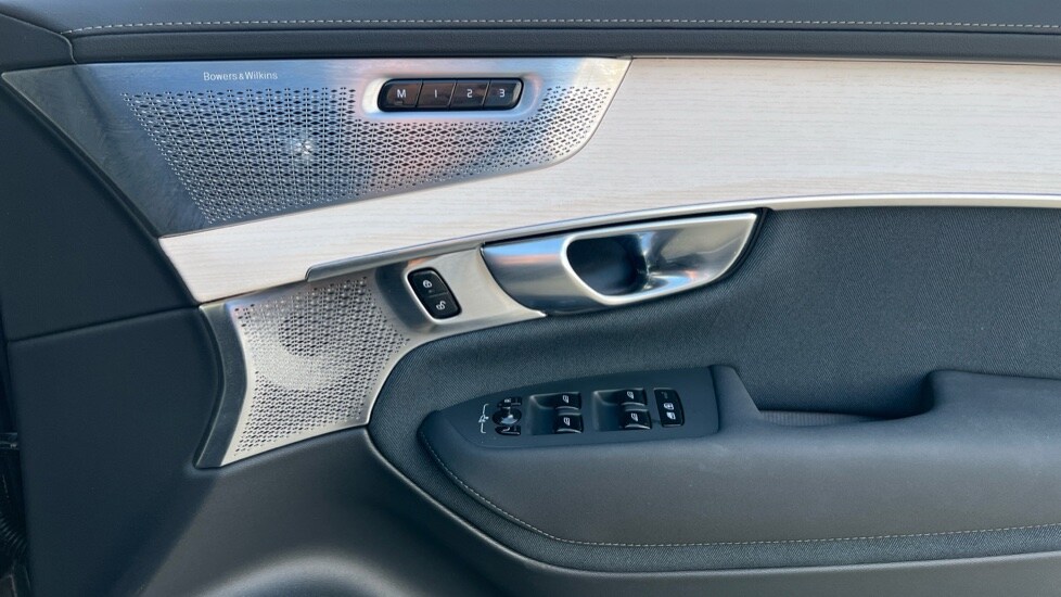 Used Volvo XC90 2025 for sale - 76501459: Photo 15