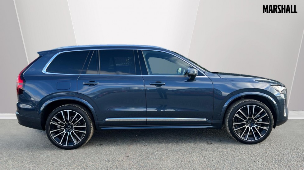 Used Volvo XC90 2025 for sale - 76501459: Photo 3