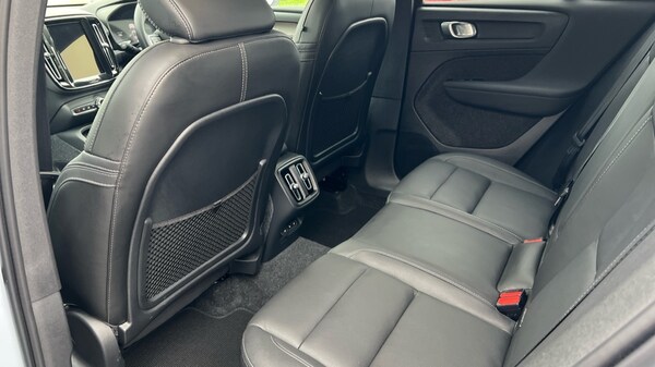 Used Volvo XC40 2024 for sale - 76261573: Photo 10