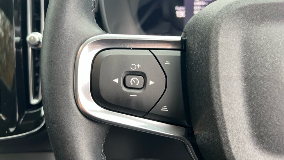 Used Volvo XC40 2024 for sale - 76261573: Photo 18