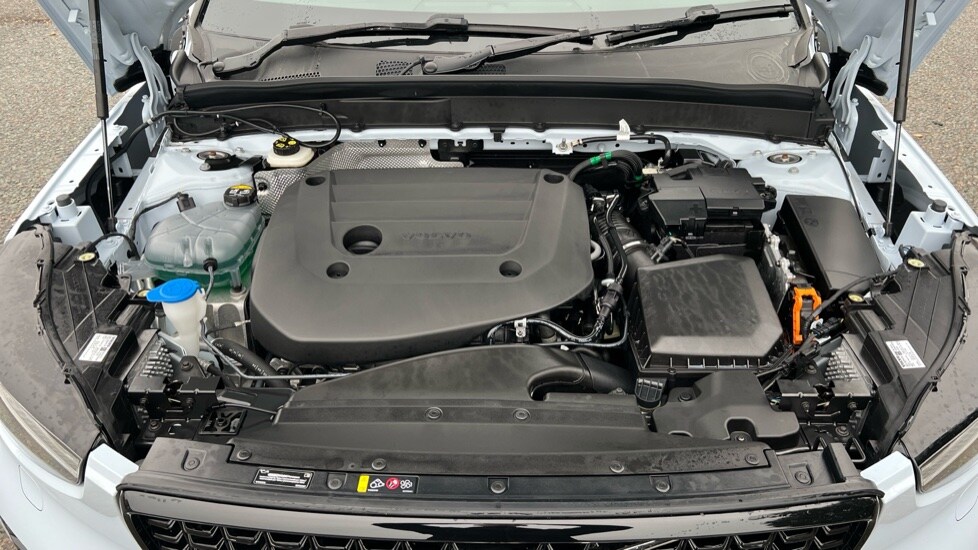 Used Volvo XC40 2024 for sale - 76261573: Photo 23