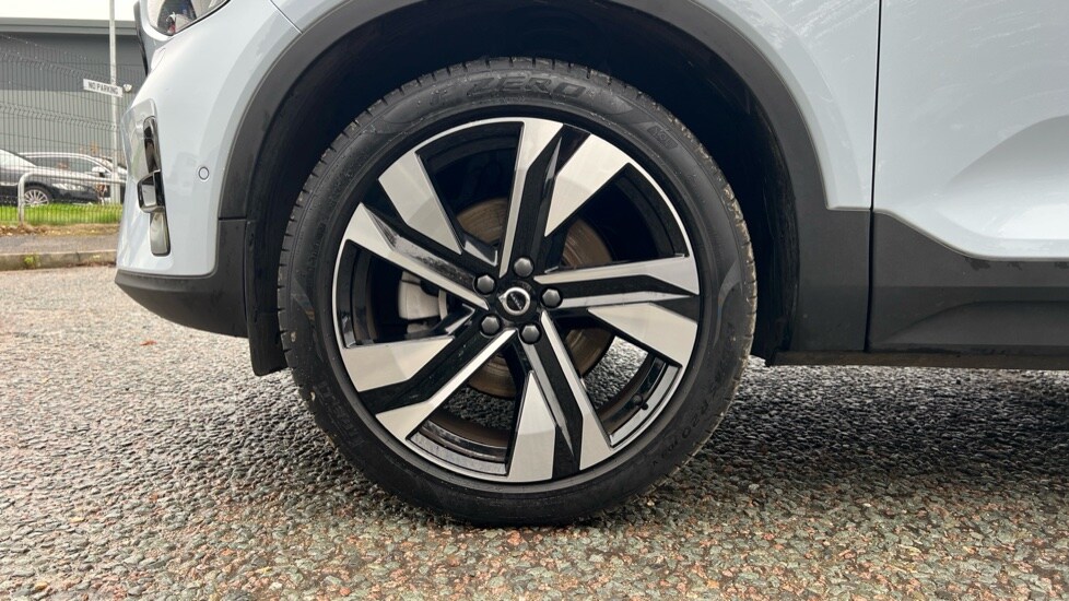 Used Volvo XC40 2024 for sale - 76261573: Photo 25