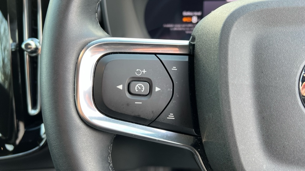 Used Volvo XC40 2024 for sale - 77021873: Photo 18