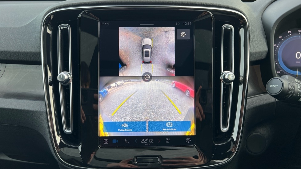 Used Volvo XC40 2024 for sale - 77021873: Photo 32