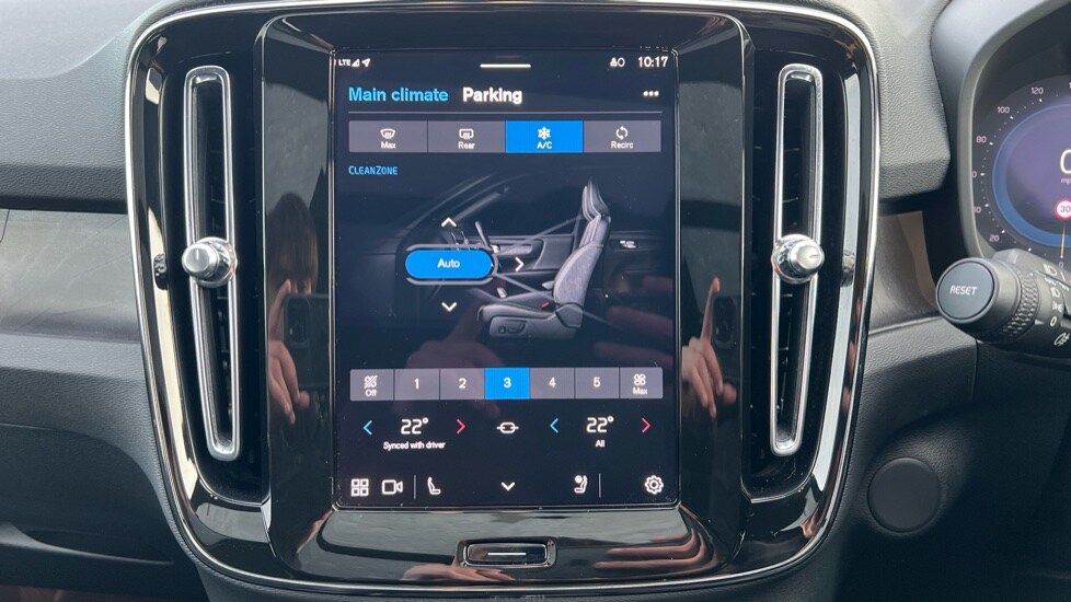 Used Volvo XC40 2024 for sale - 77021873: Photo 36