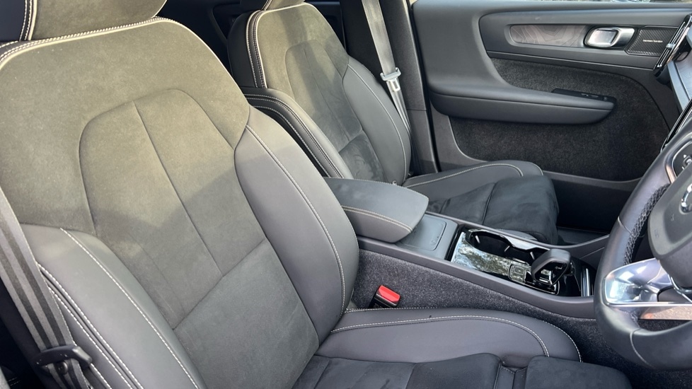 Used Volvo XC40 2024 for sale - 77021873: Photo 9