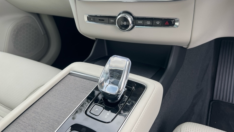 Used Volvo XC90 2025 for sale - 76328377: Photo 14