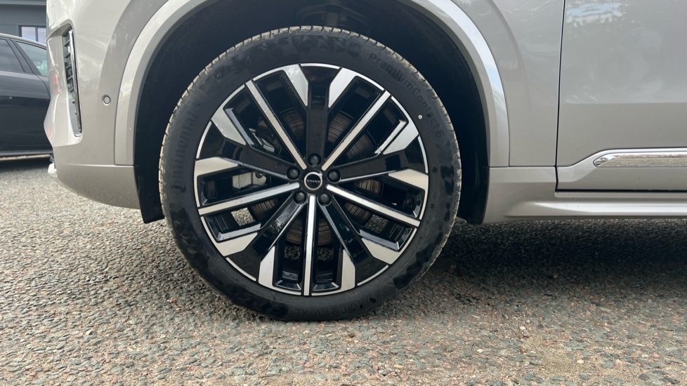 Used Volvo XC90 2025 for sale - 76328377: Photo 25