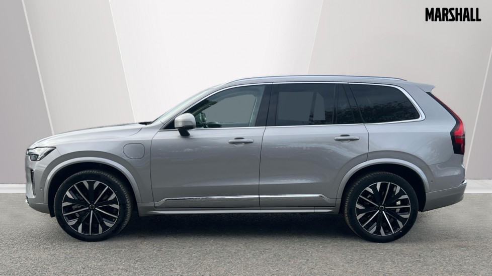 Used Volvo XC90 2025 for sale - 76328377: Photo 8