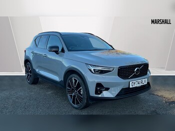 2024 - XC40 2.0 B3P Ultra Dark 5dr Auto