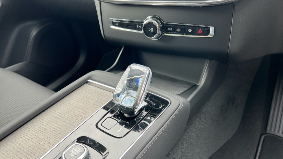 Used Volvo XC90 2025 for sale - 76066964: Photo 14