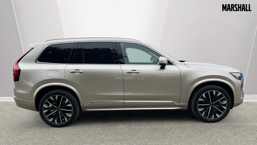 Used Volvo XC90 2025 for sale - 76066964: Photo 3