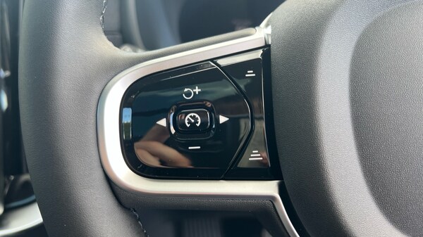 Used Volvo XC90 2025 for sale - 76168620: Photo 38
