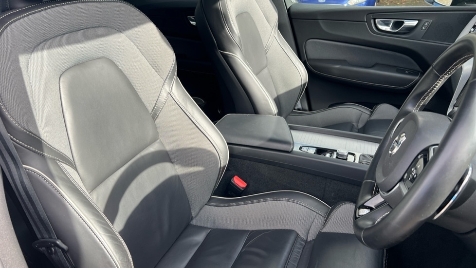 Used Volvo XC60 2019 for sale - 76870169: Photo 9