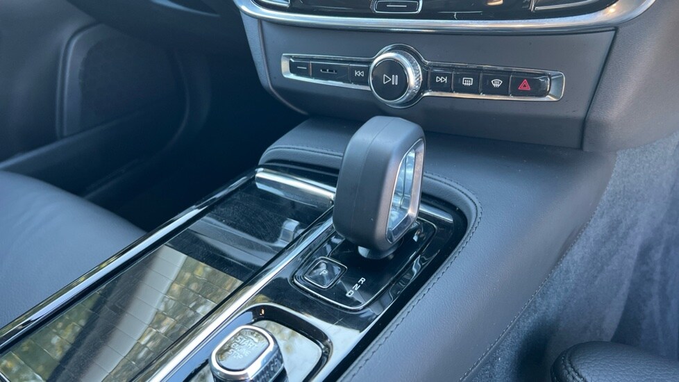 Used Volvo V90 2024 for sale - 76870951: Photo 14