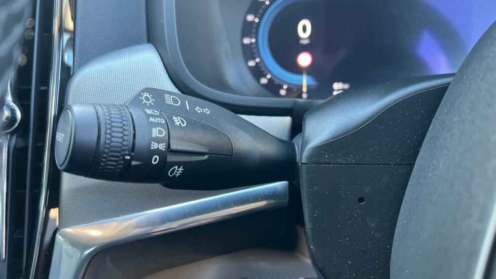 Used Volvo V90 2024 for sale - 76870951: Photo 27