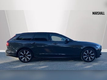 Used Volvo V90 2024 for sale - 76870951: Photo