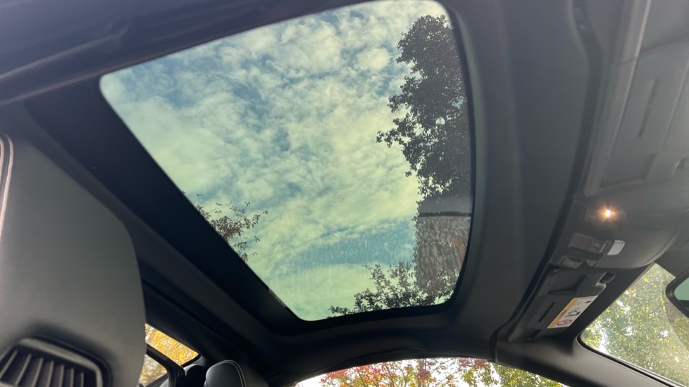 Used Mercedes-Benz SLC 2018 for sale - 76350975: Photo 25