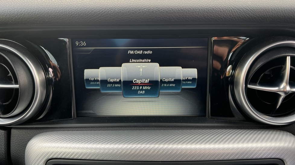 Used Mercedes-Benz SLC 2018 for sale - 76350975: Photo 29