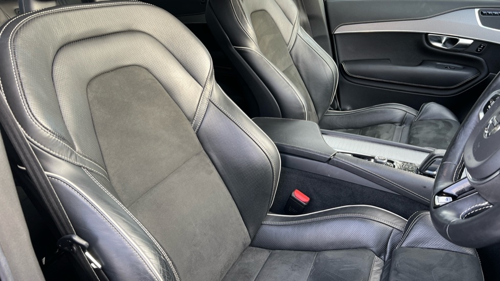 Used Volvo XC90 2020 for sale - 76872761: Photo 9